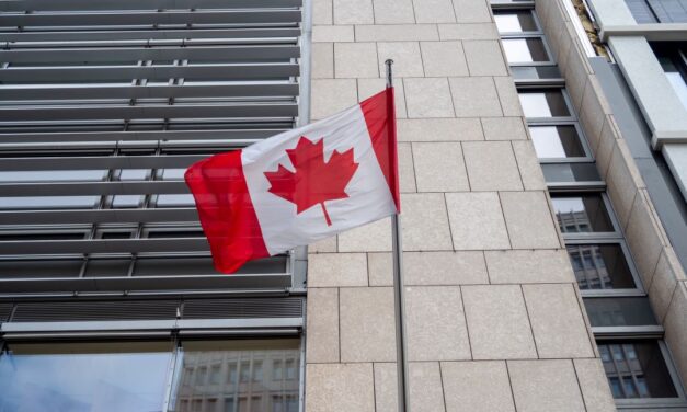 加拿大移民局恢復優先處理港人永居及簽證等申請